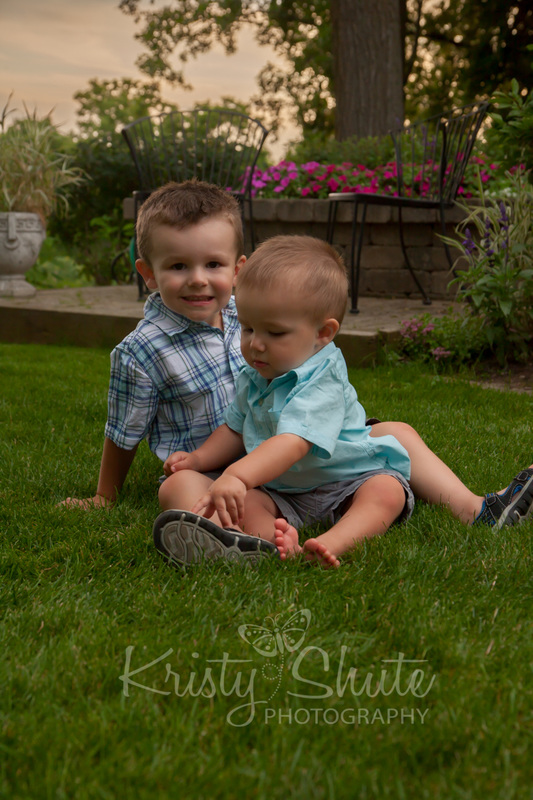 Kristy Shute Photography, Family Photography, Large Family, Extended, Group, Summer, Cambridge, Outdoor