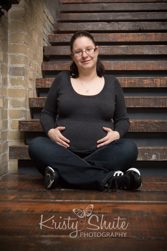 Winter Maternity Photography Kristy Shute Tannery