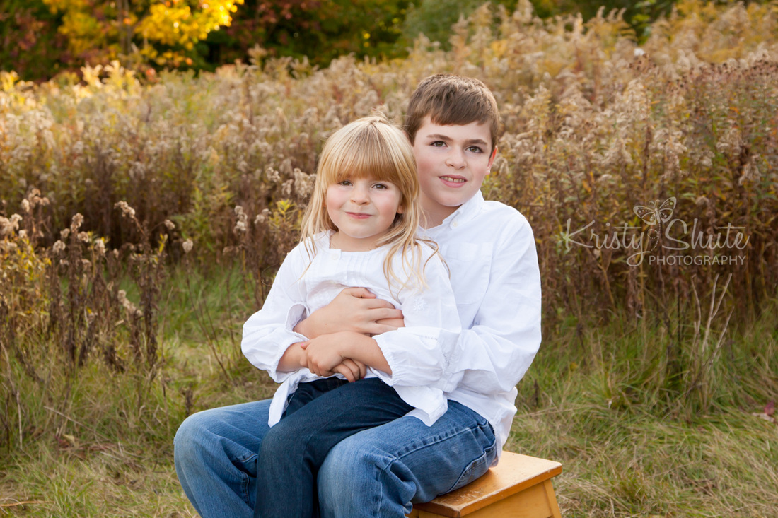 Kristy Shute Photography Fall Family Session Huron Natural Area Kitchener
