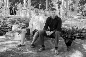 Kristy Shute Photography Victoria Park Kitchener Waterloo Family Photo Session Brothers