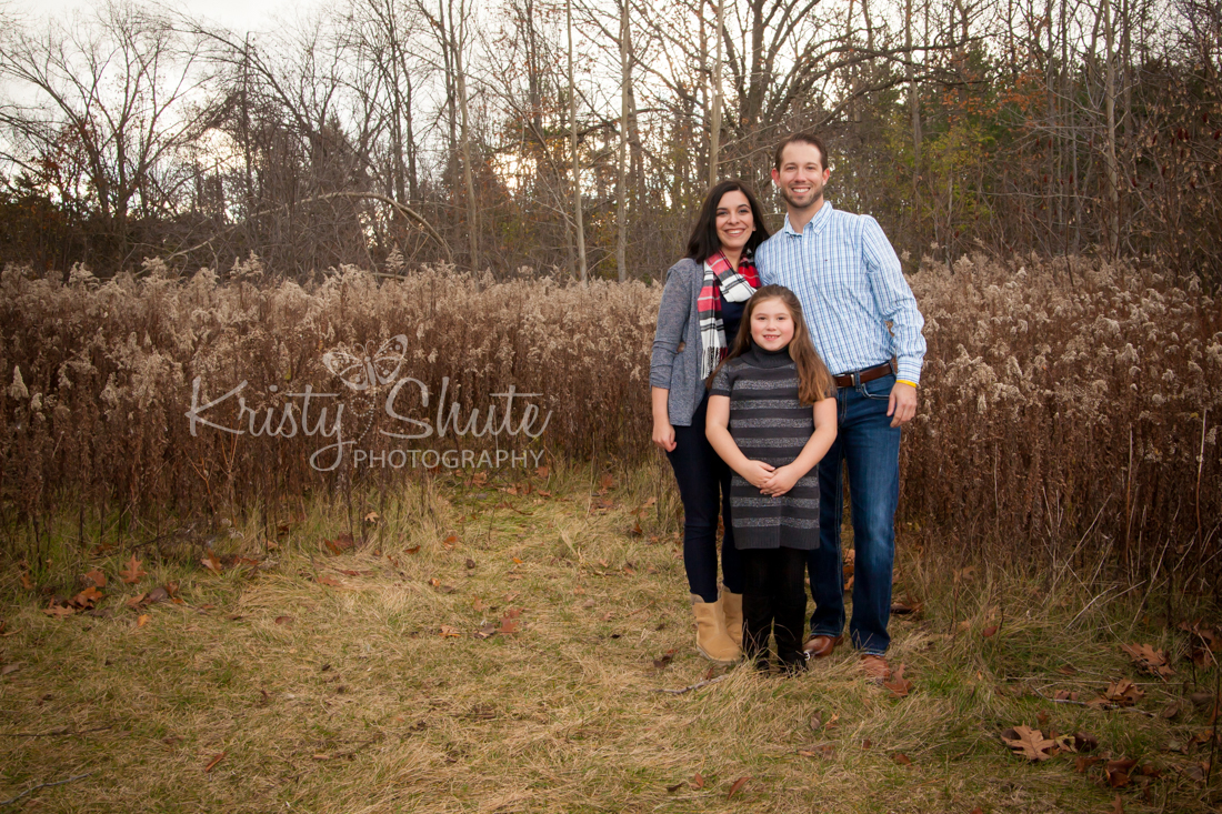 Kristy Shute Photography, Kitchener, Ontario, Huron Natural Area, Fall, Holiday, Family Session, Field