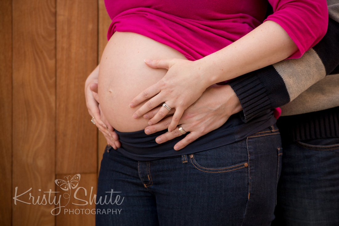 Kristy Shute Photography Maternity Uptown Waterloo Belly