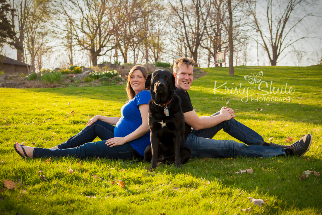 Kristy Shute Photography Maternity Session Waterloo Park with dog