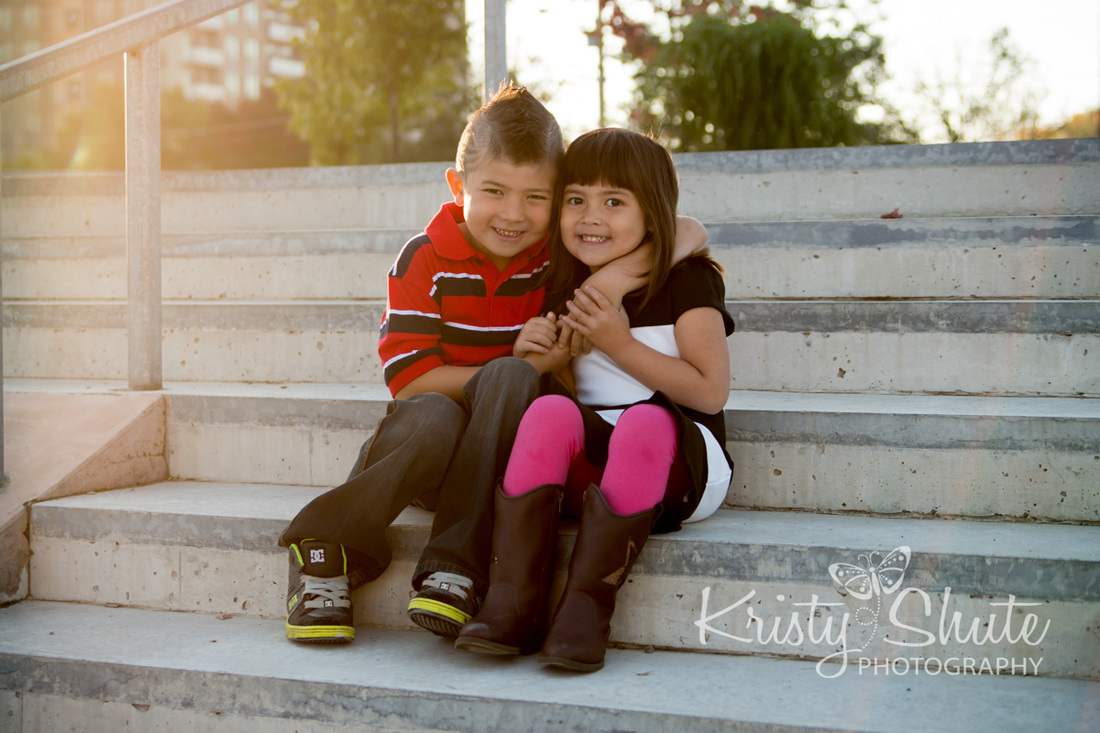 Kristy Shute Waterloo family photography Waterloo Skate Park Kids Siblings 